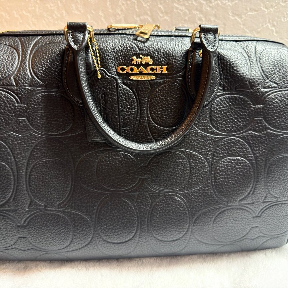 LIKE NEW Large black leather signature Rowan. FAST SHIPPER.